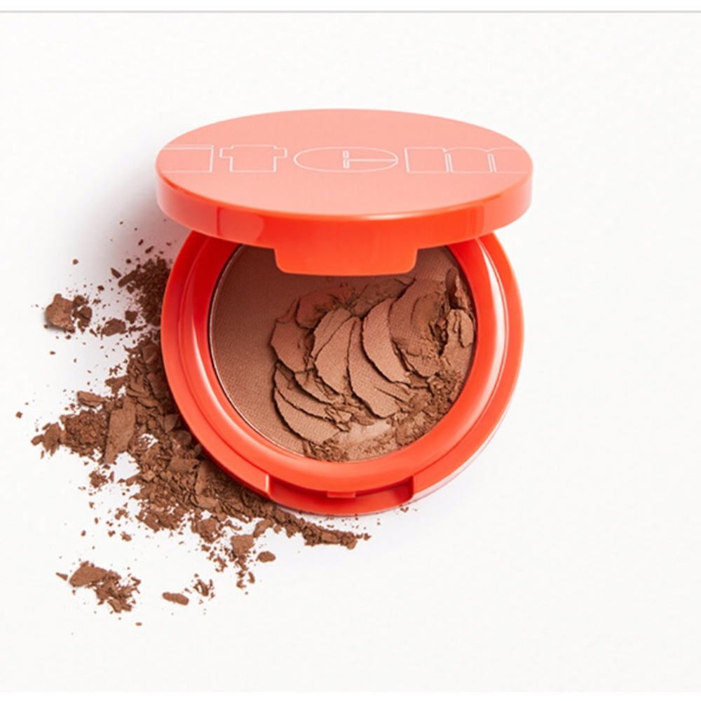 Item cheek monkey bronzer